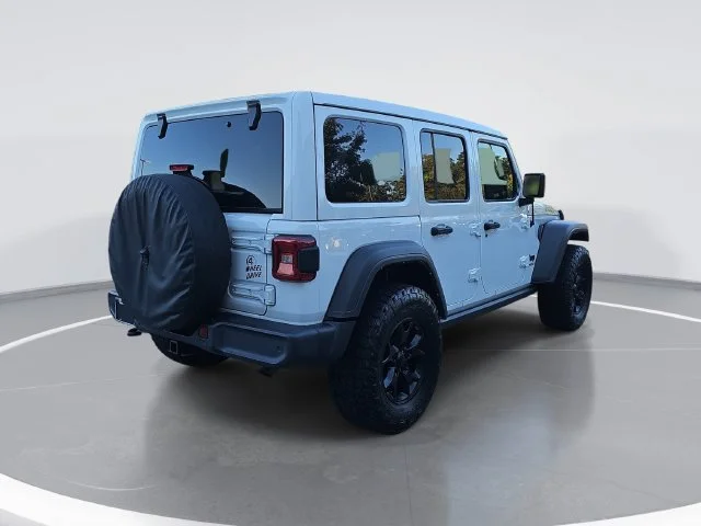 Used 2021 White Jeep Unlimited Willys image 3