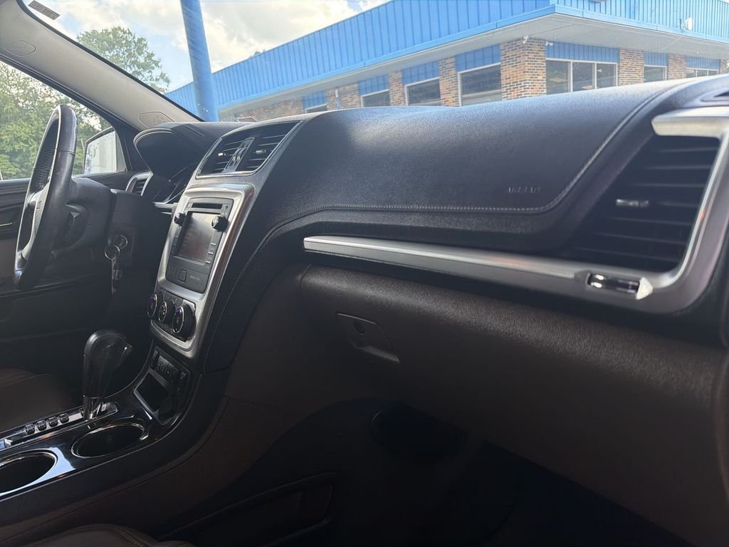 Used 2014 Gold GMC SLT-1 image 30