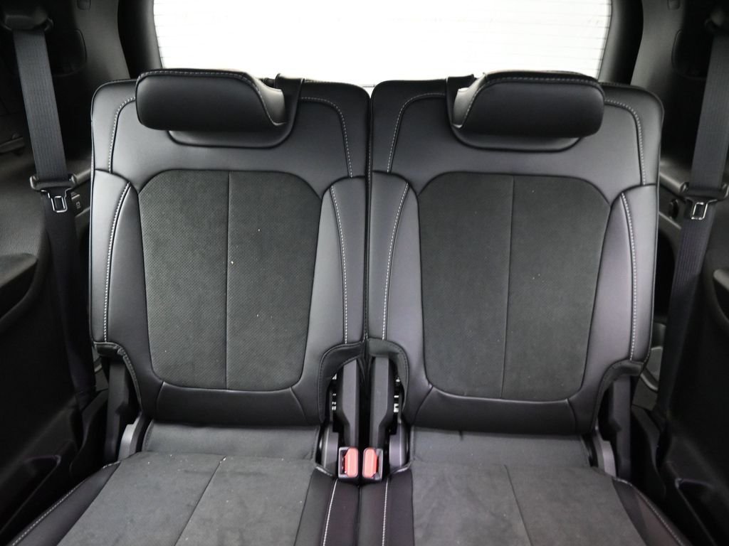 New 2025 Baltic Gray Metallic Clear-Coat Exterior Paint Jeep Altitude X image 12