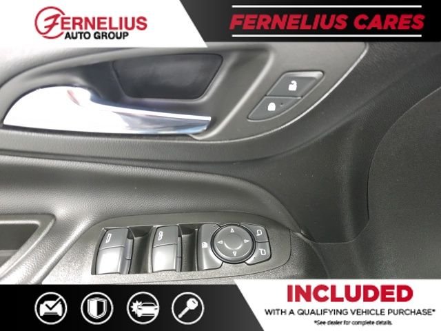 Used 2022 Silver Chevrolet LT image 16