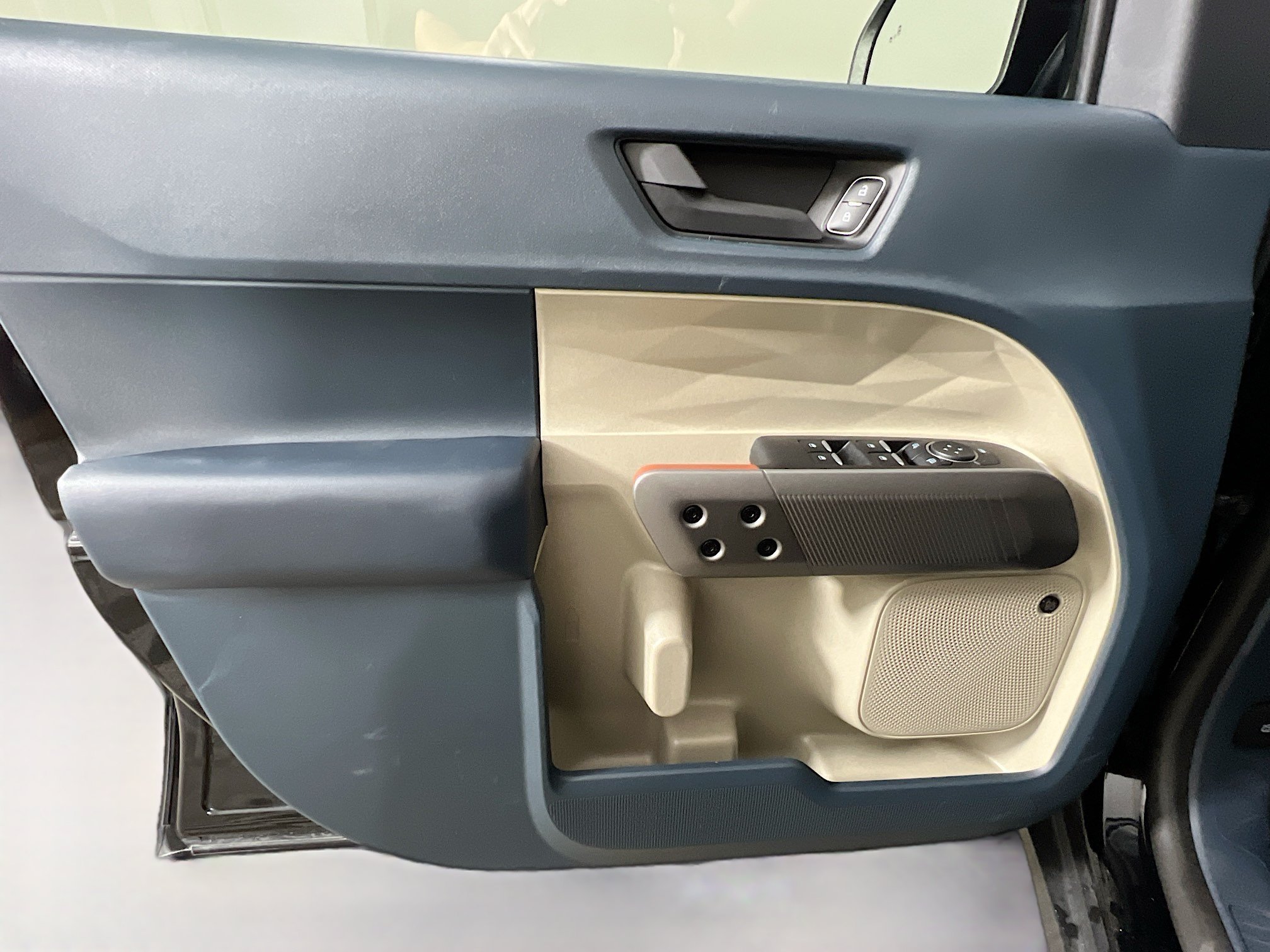 Used 2026 Black Ford LARIAT image 31