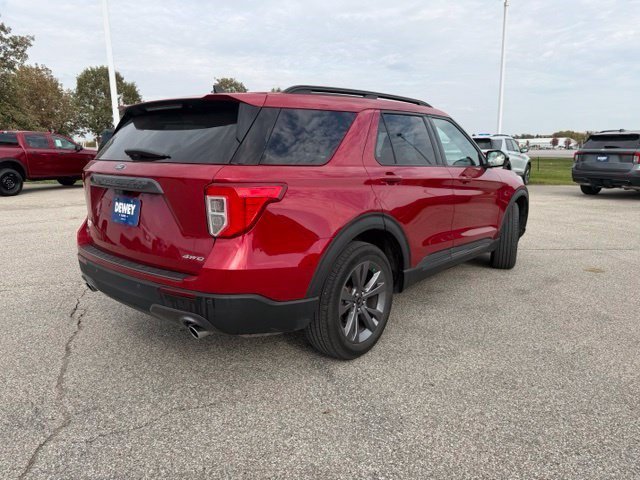 Certified Used 2022 Red Metallic Ford XLT image 13