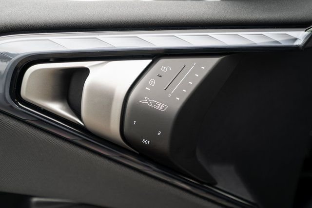 2026 BMW X3 30 - Photo 17