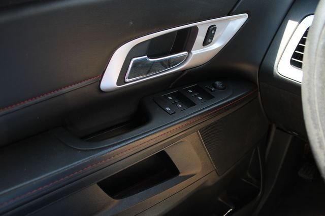 Used 2015 Black GMC SLE-1 image 11