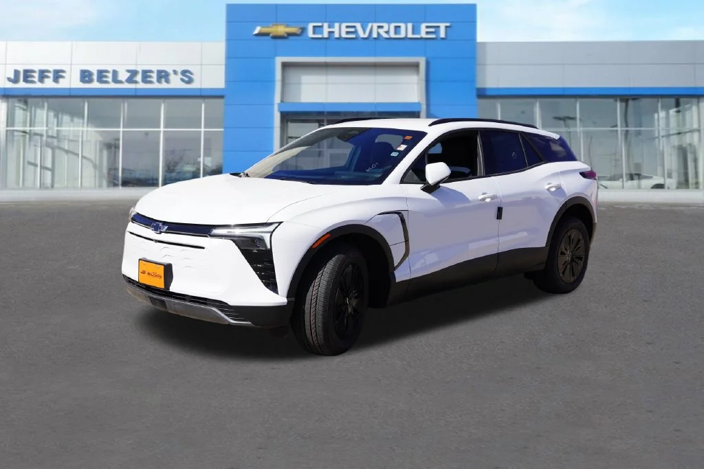 New 2027 Summit White Chevrolet LT image 7
