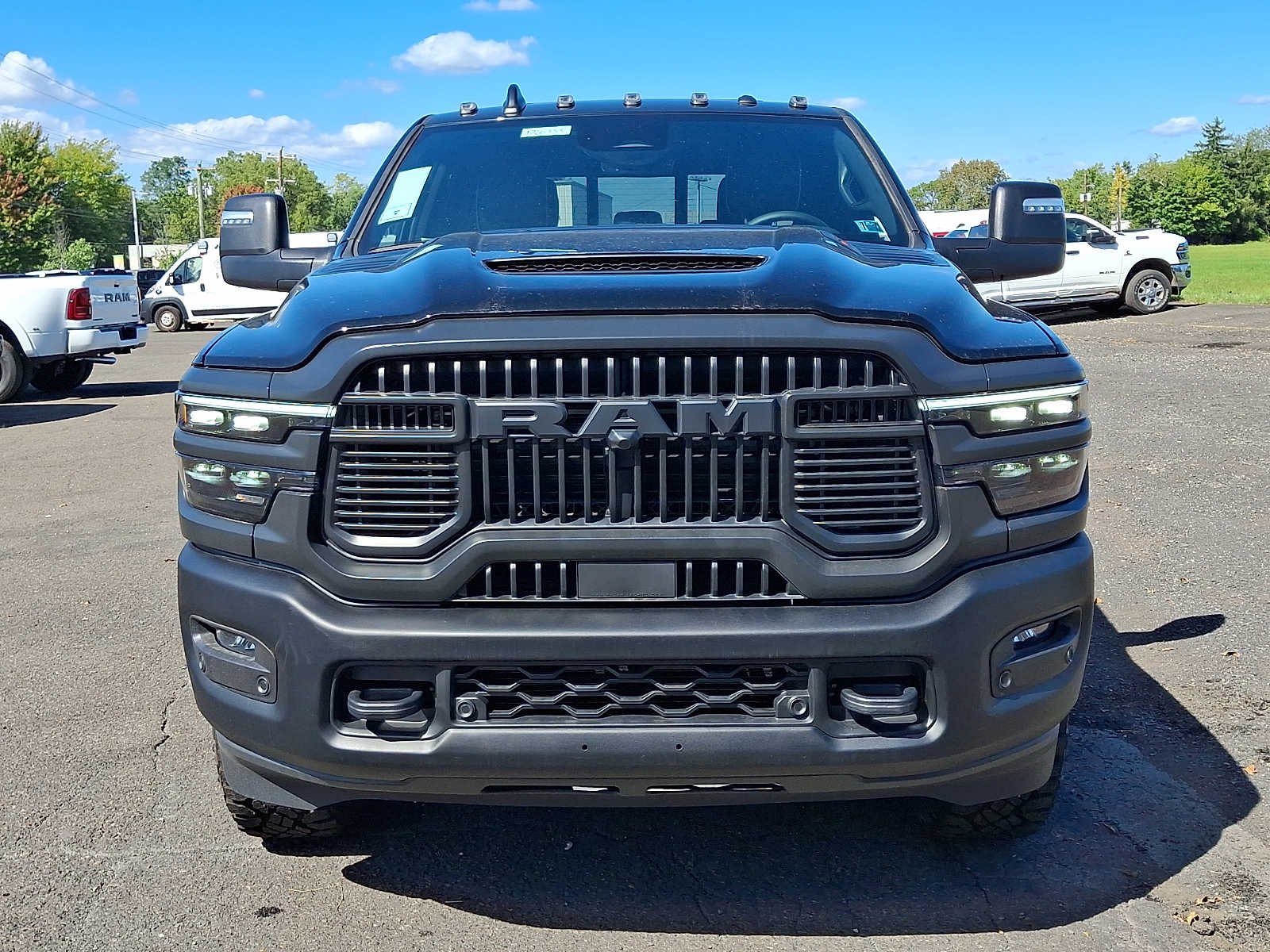 New 2026 Diamond Black Crystal Pearl-Coat Exterior Paint RAM Rebel image 2