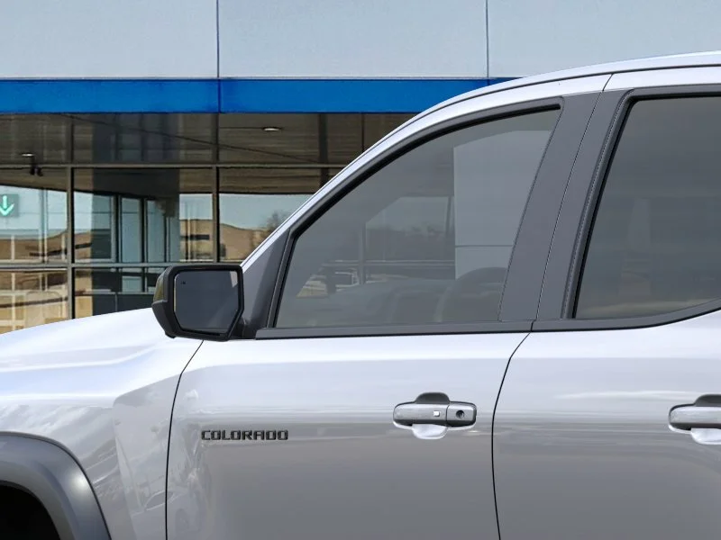 2026 Chevrolet Colorado ZR2 - Photo 12