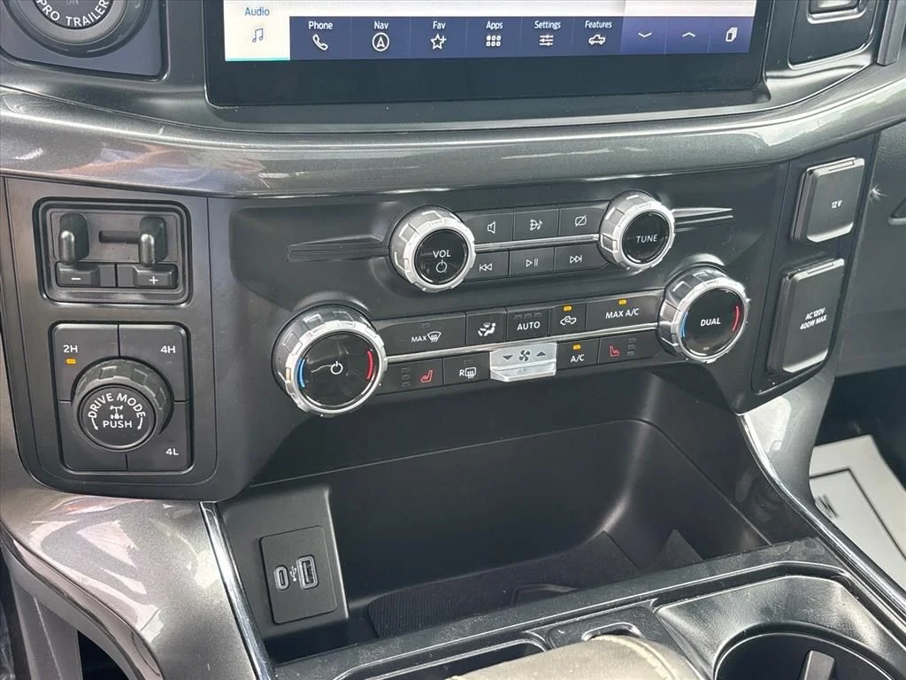 Used 2023 Silver Ford XLT image 34