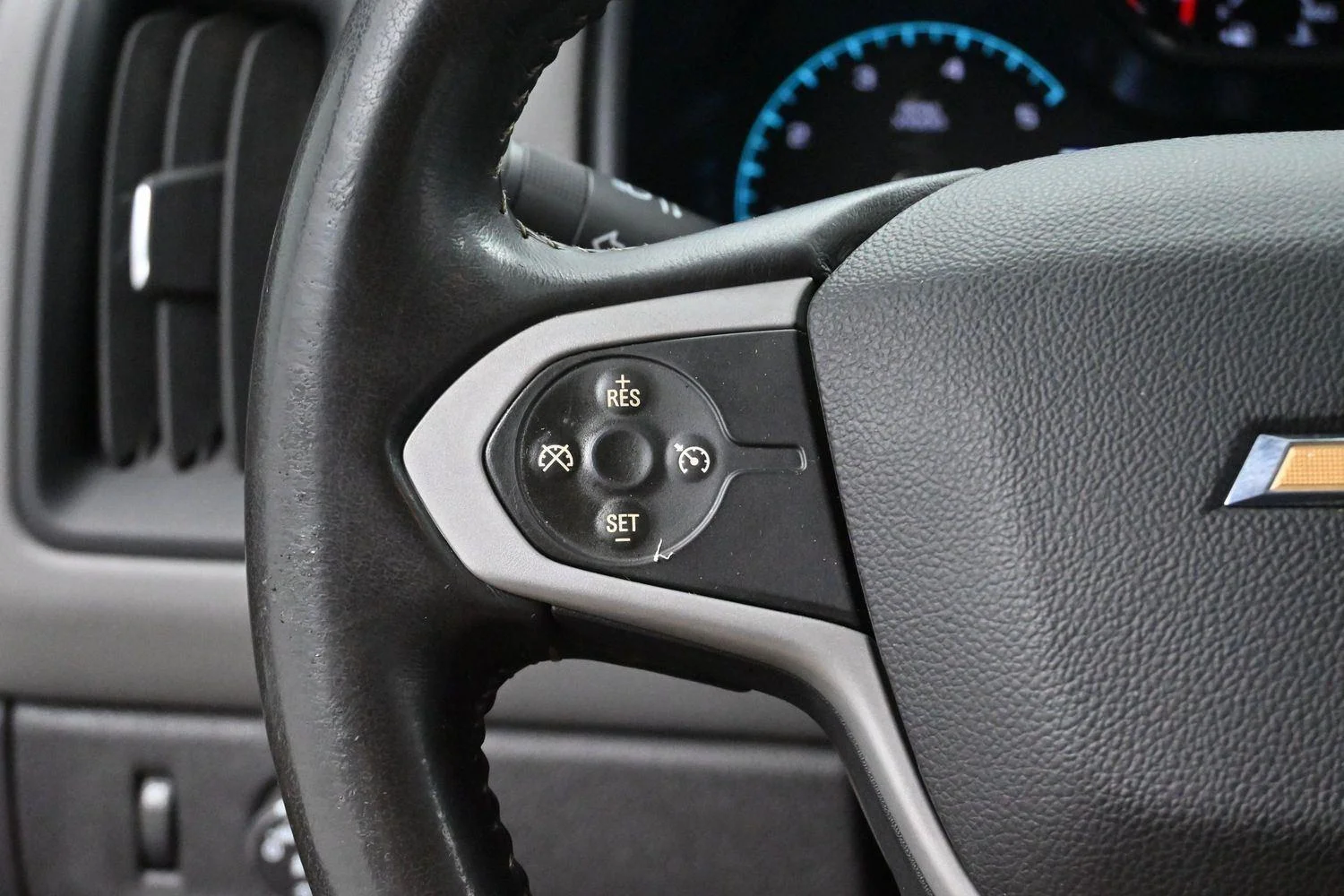 Used 2016 Black Chevrolet 2WD LT image 17