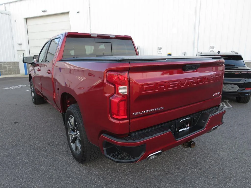 Used 2023 Radiant Red Tintcoat Chevrolet RST image 15