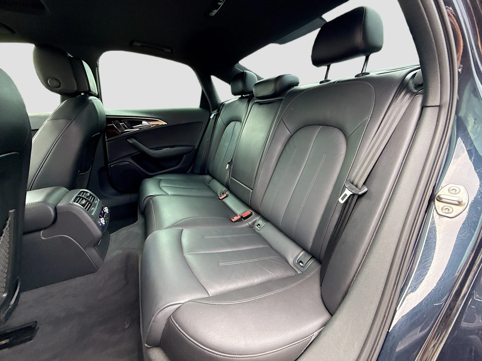 Used 2018 Moonlight Blue Metallic Audi Premium Plus image 20