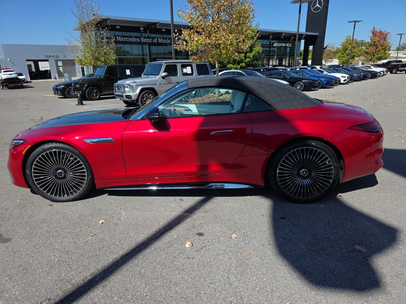 Certified Used 2026 MANUFAKTUR Garnet Red Metallic (Red Ambiance) Mercedes-Benz Maybach SL 680 image 6