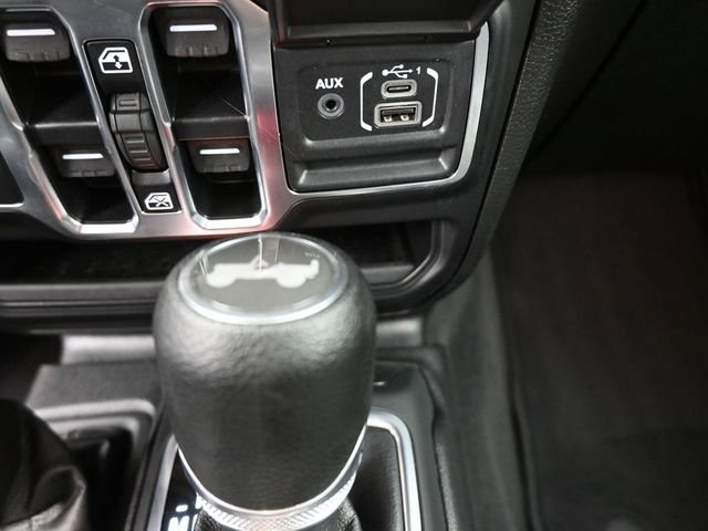 Used 2025 Gray Jeep Sport S image 9