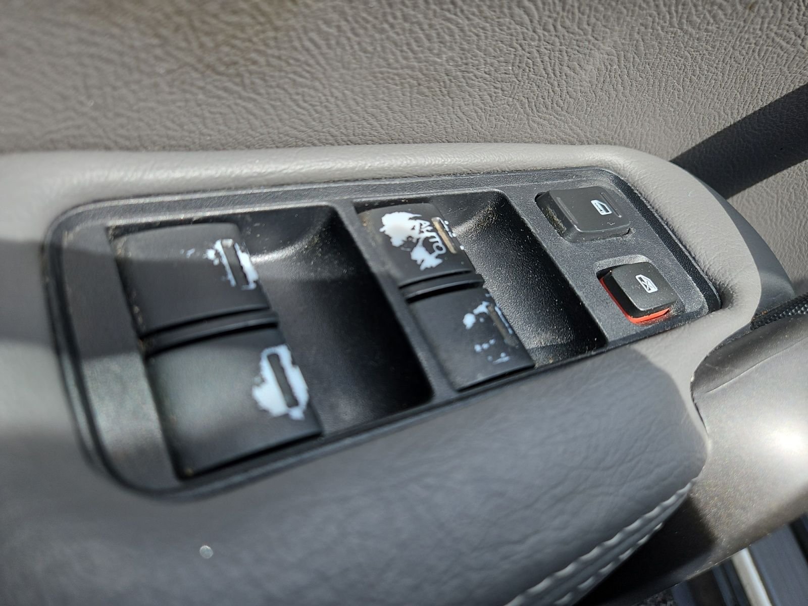 Used 2011  Honda EX-L image 22