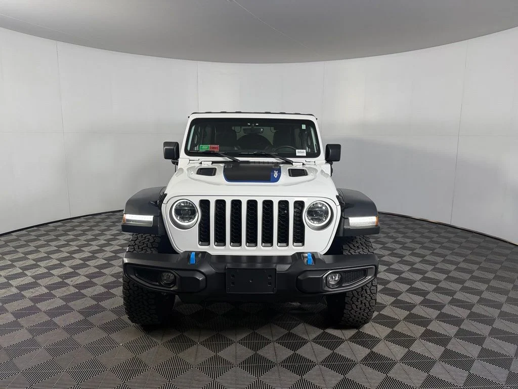 Used 2023 White Jeep Rubicon 4xe image 4