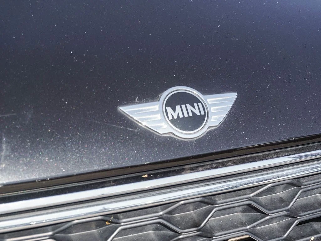 Used 2017 Black MINI Base image 11