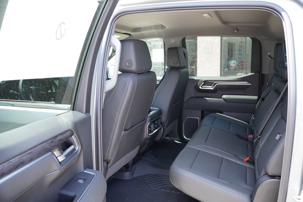 2026 Chevrolet Silverado 1500 LTZ - Photo 11