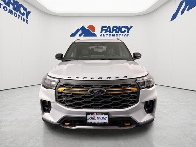 New 2026 Space White Metallic Ford Tremor® image 60