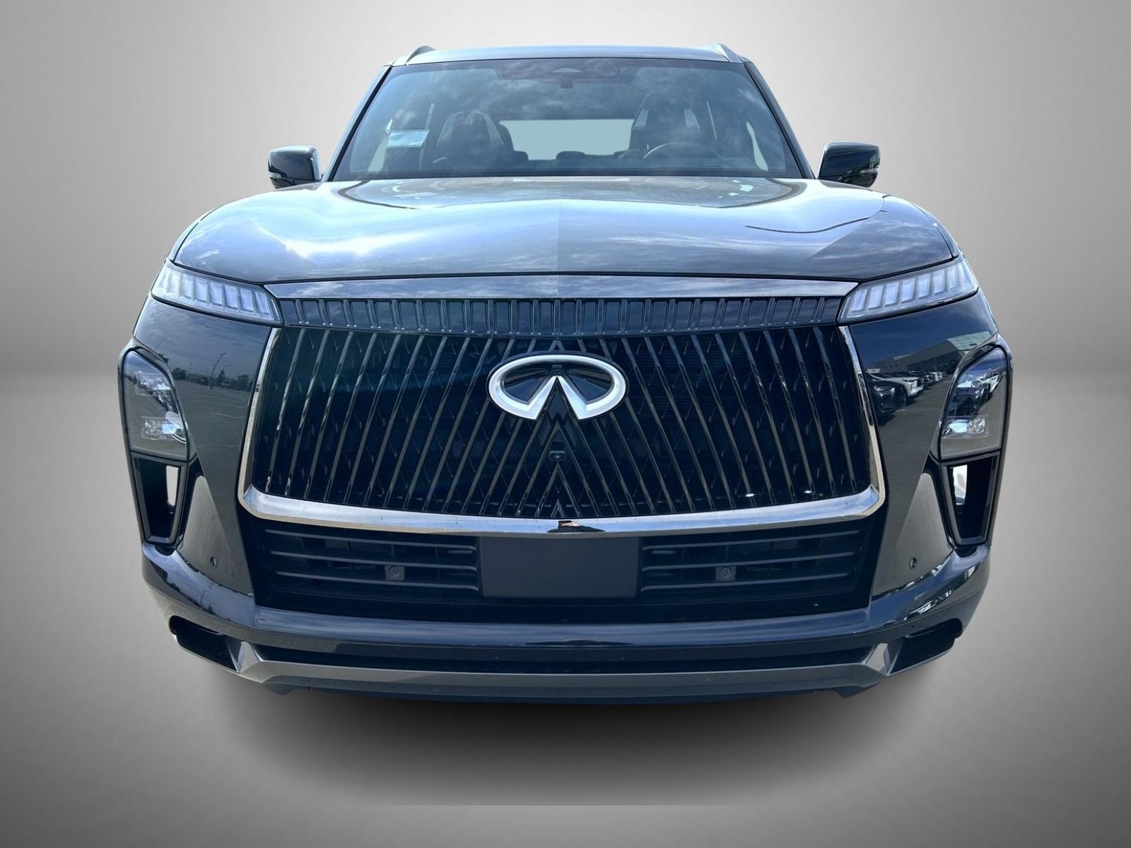 New 2026 2T MINERAL BLAC INFINITI Autograph 4WD image 2