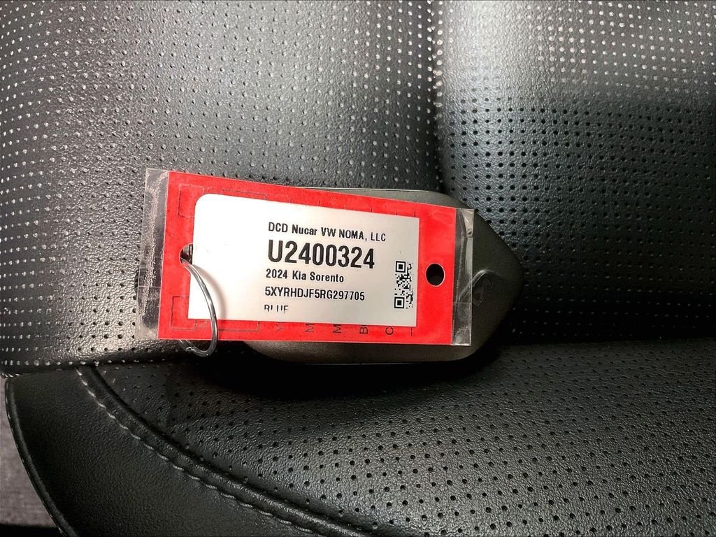 Used 2024 Black Kia X-Line EX image 32