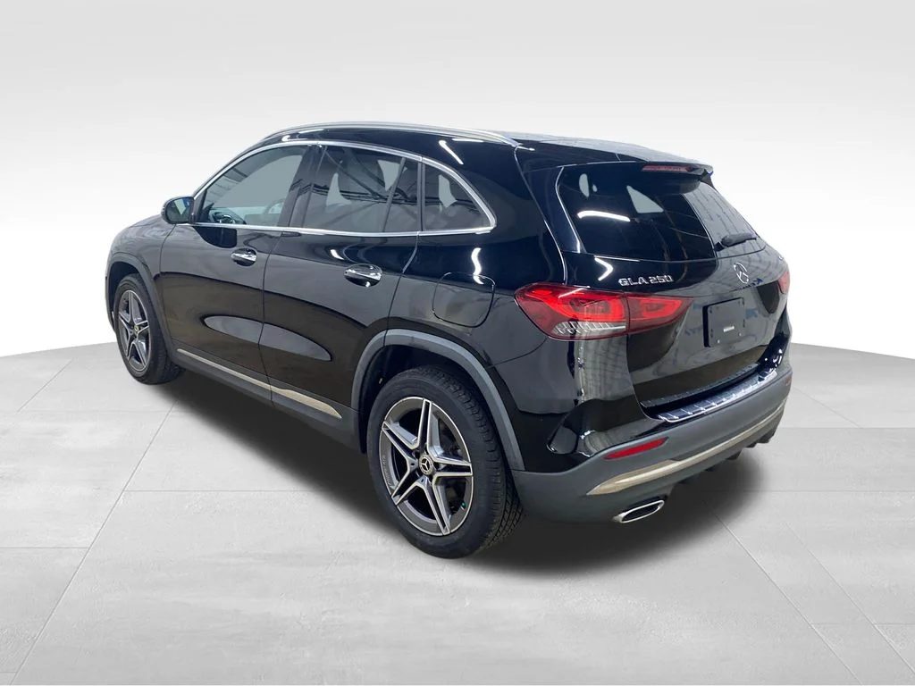 Used 2023 Black Mercedes-Benz GLA 250 image 2