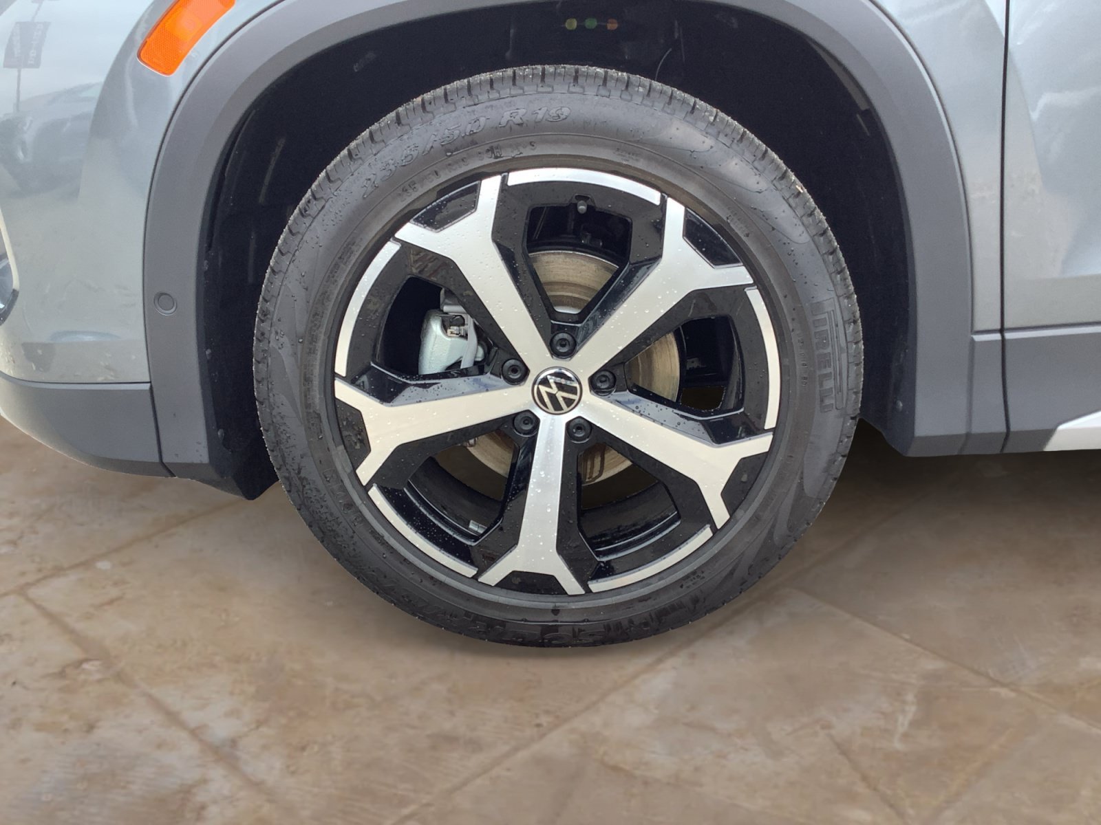 New 2026 Platinum Gray Metallic Volkswagen SE image 11
