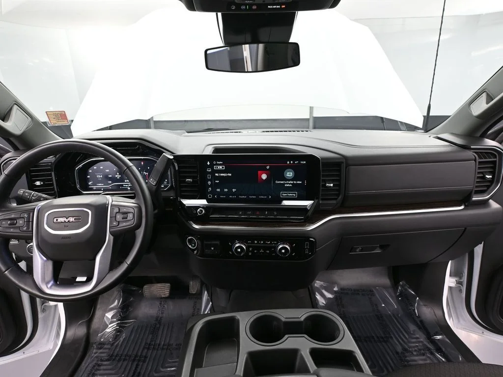 2025 GMC Sierra 3500HD SLE - Photo 28