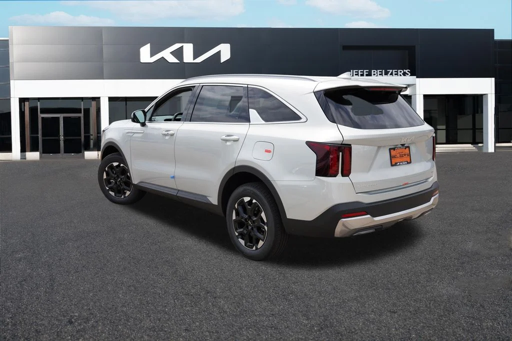 New 2026 Ivory Silver Kia S image 5