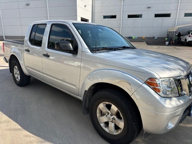 Used 2012  Nissan SV image 1