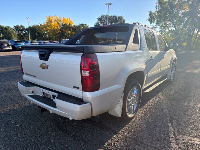 Used 2010 White Chevrolet LTZ image 8