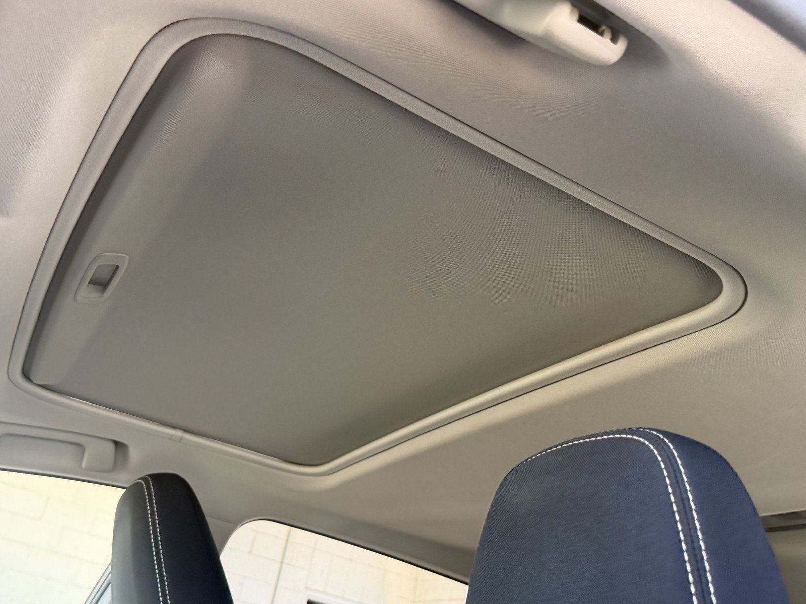 Certified Used 2018 Magnetic Gray Metallic Toyota XLE image 19