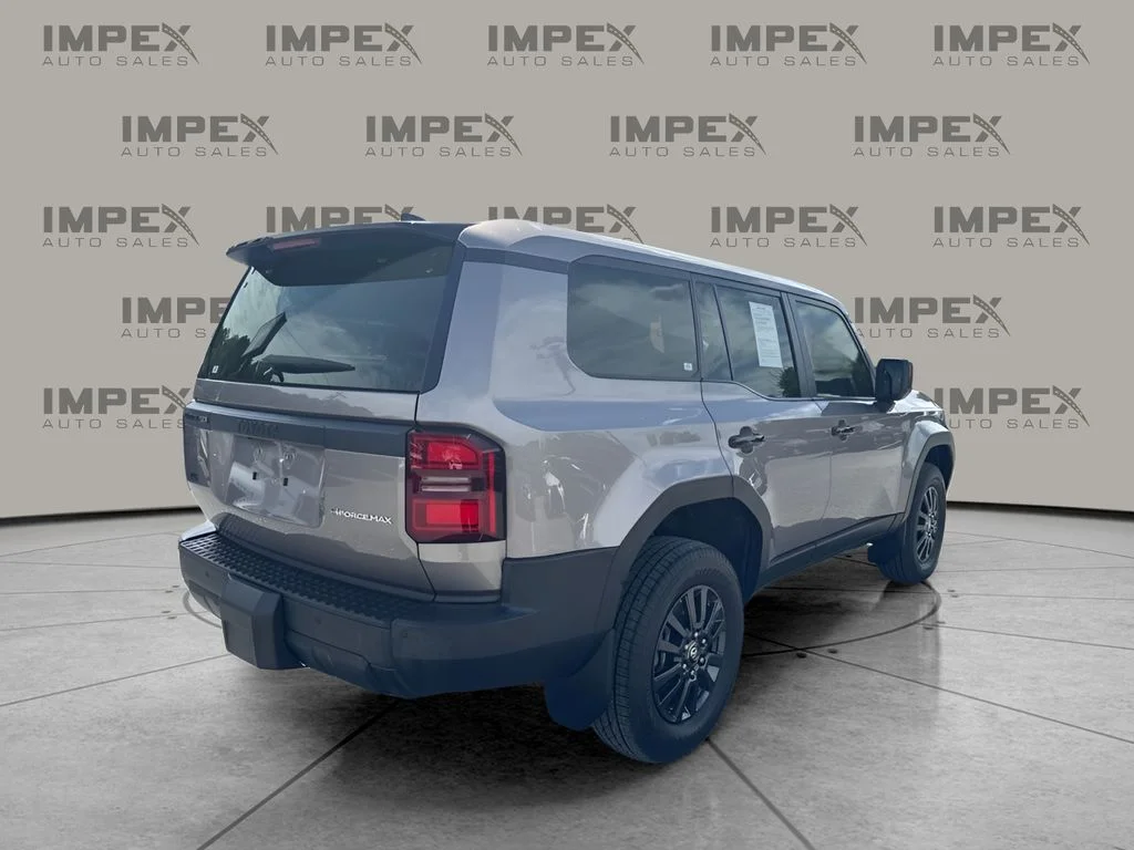 Used 2024 Gray Toyota 1958 image 3