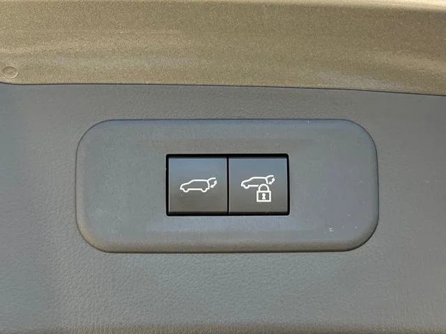 Used 2025 Atomic Silver Lexus 450h+ Luxury image 19