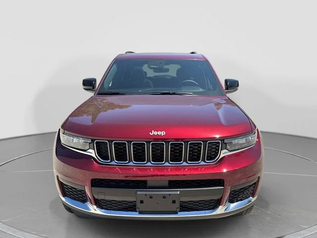 New 2026 Velvet Red Pearl-Coat Exterior Paint Jeep Laredo image 9