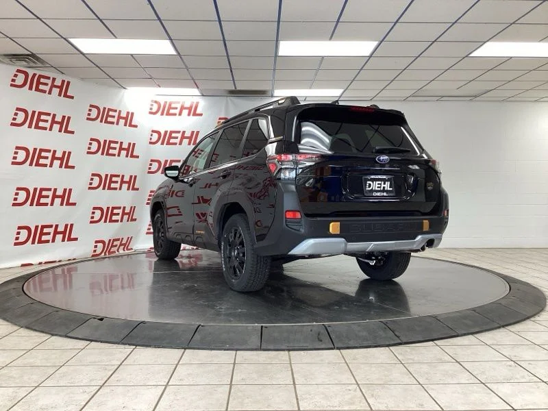 New 2026 CRYSTAL BLACK SILICA Subaru Wilderness image 5
