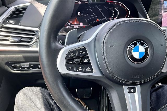 Used 2019 Gray BMW xDrive40i image 10