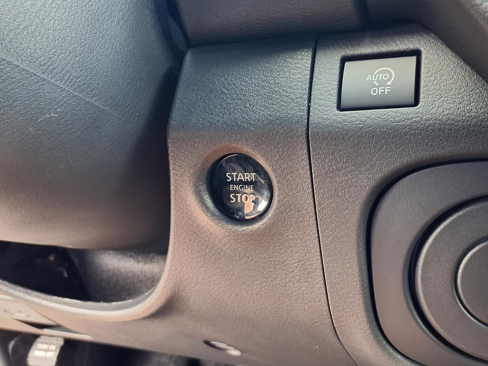 2026 Nissan Frontier Crew Cab SV White at Robbins Nissan