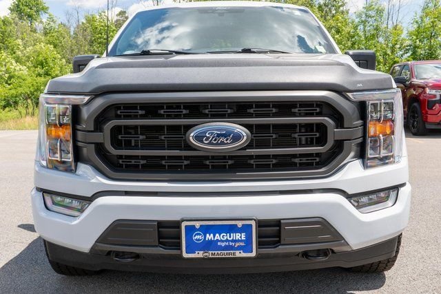 Used 2022 White Metallic Ford XLT image 3