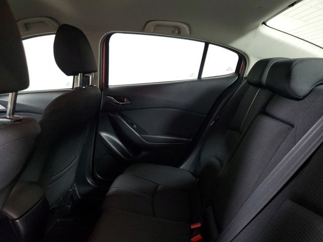 Used 2018 Red Mazda Sport image 11