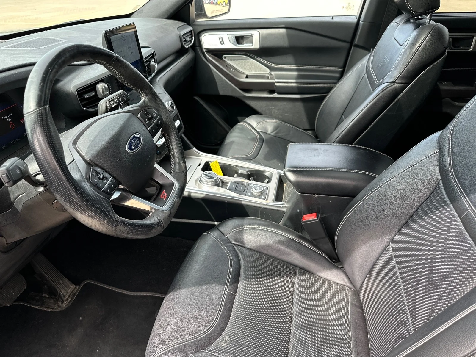2020 Ford Explorer ST - Photo 26