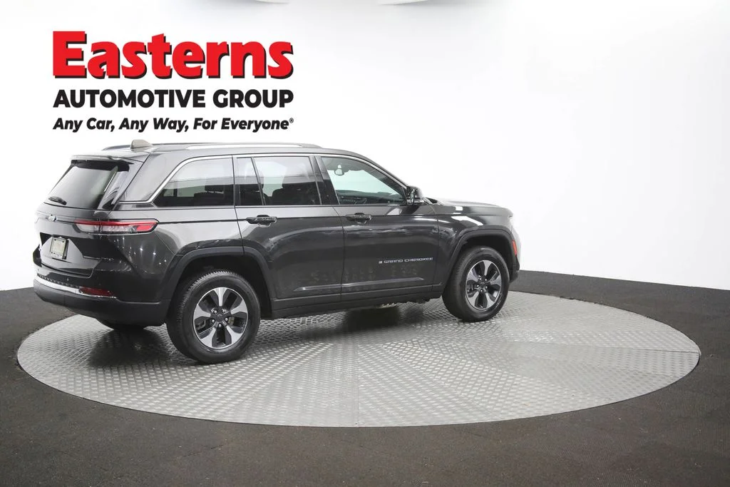 Used 2024 Brown Jeep 4xe image 41