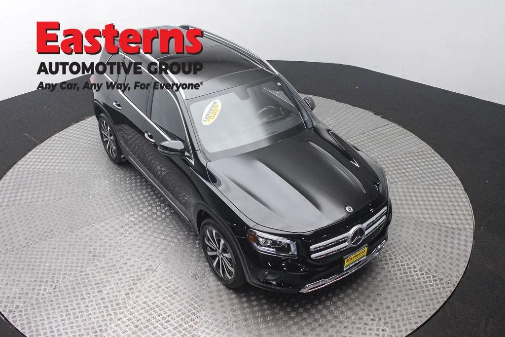 Used 2022 Black Mercedes-Benz GLB 250 image 3