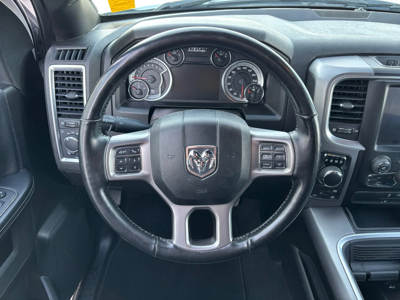Used 2022 White Ram Warlock image 13
