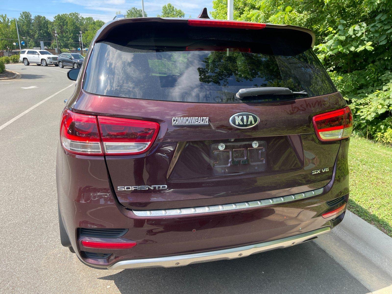 Used 2017 Sangria Kia SX V6 image 4