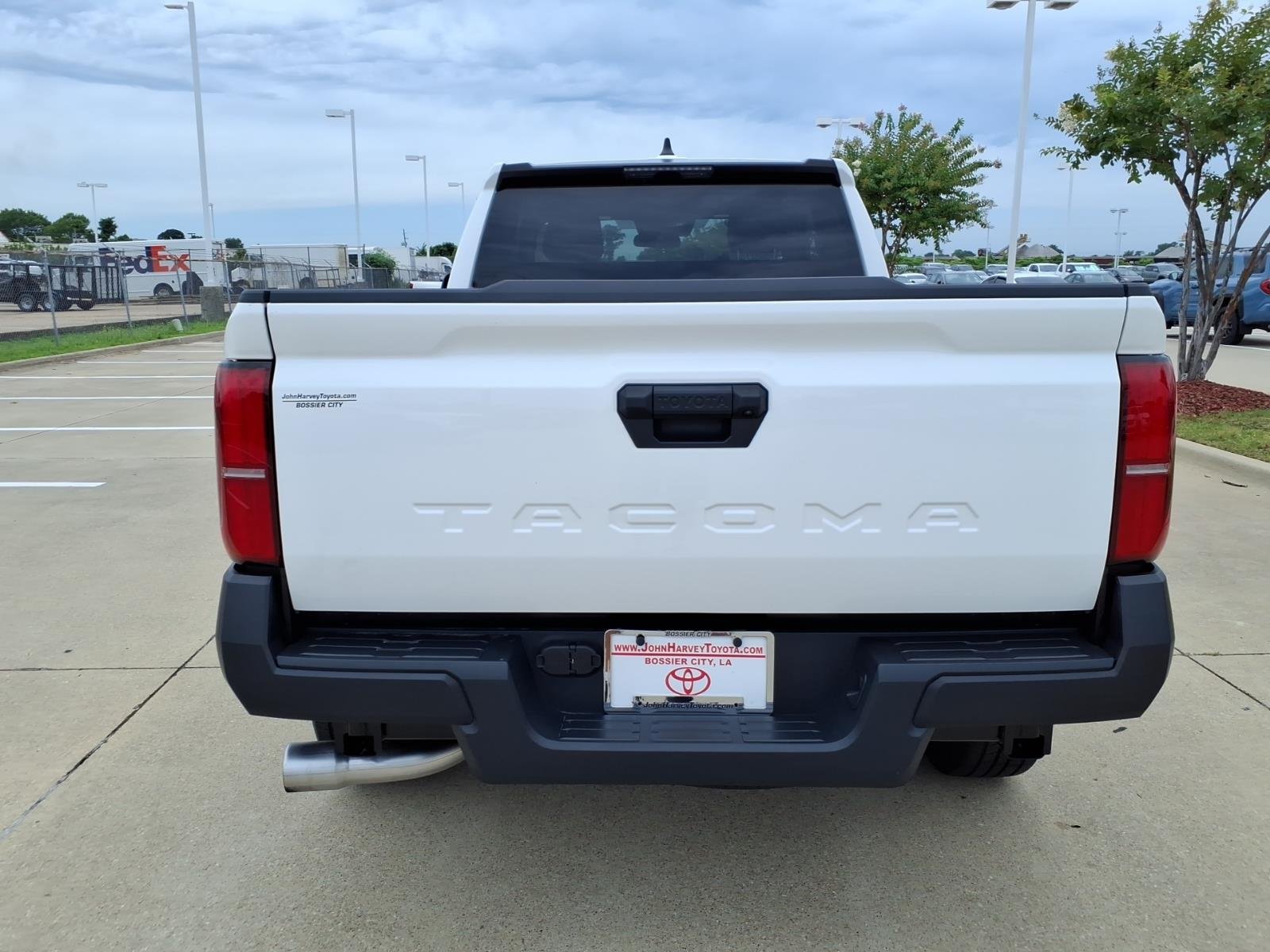 Used 2025 Ice Cap Toyota SR image 3