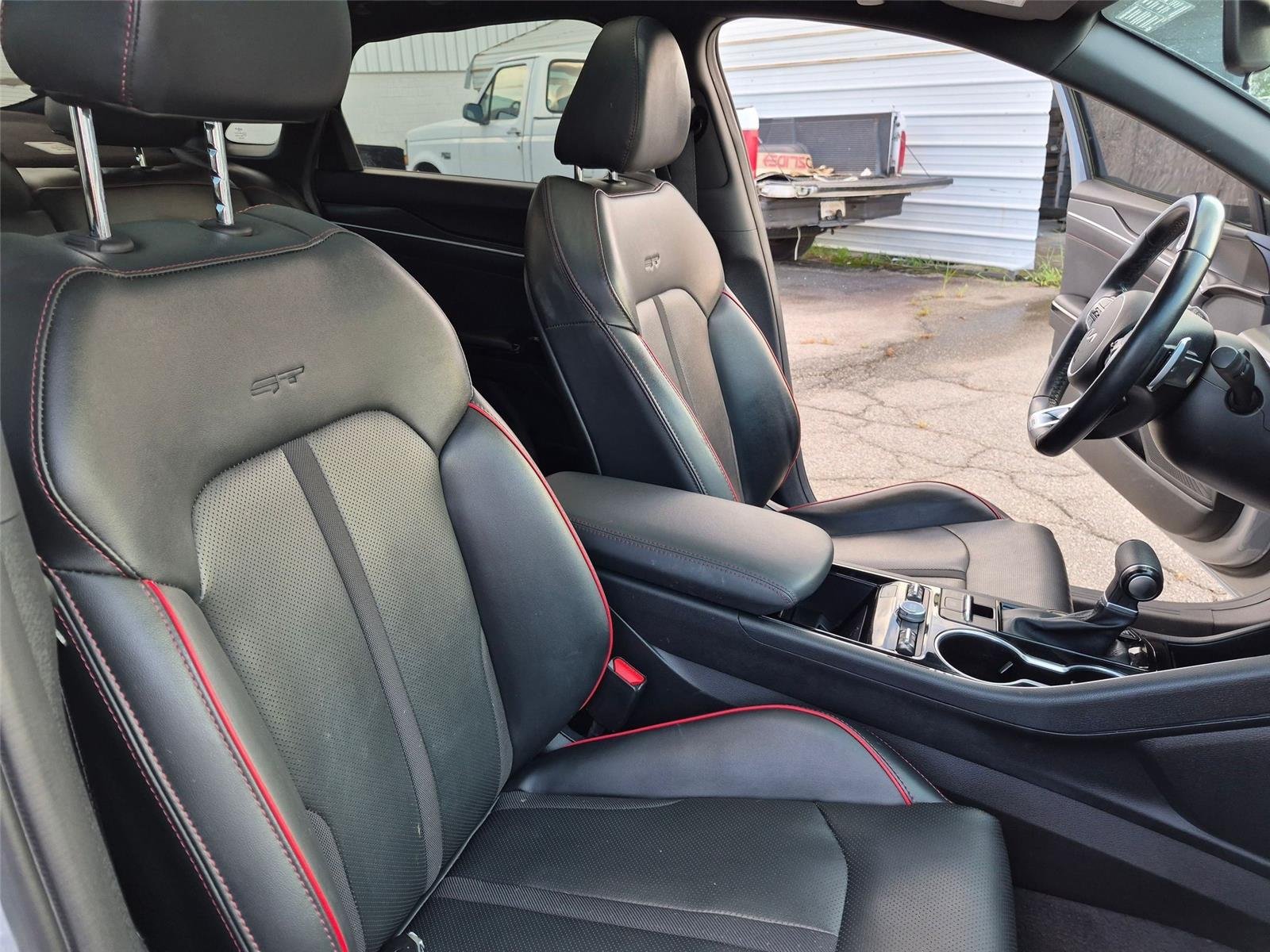 Used 2024 Wolf Gray Kia GT image 33