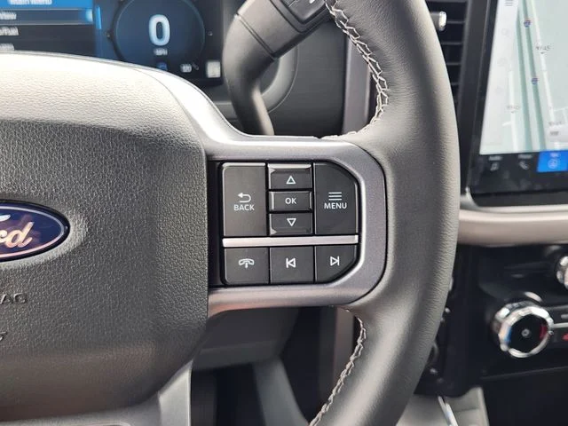 New 2026 Oxford White Ford XLT image 29
