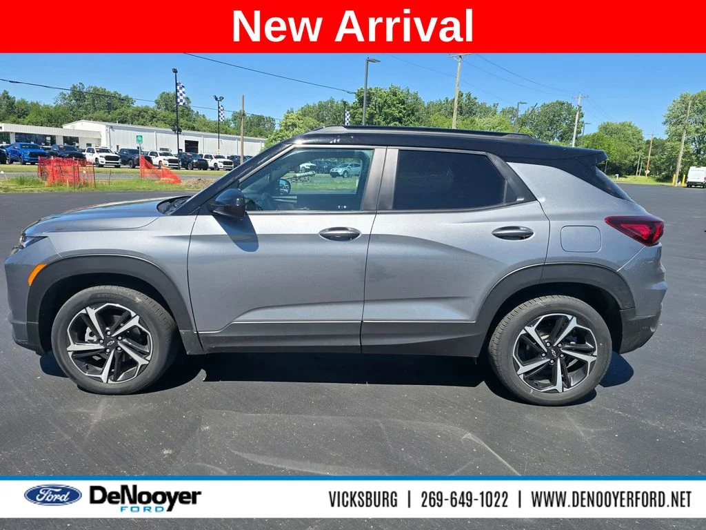 Used 2021 Satin Steel Metallic Chevrolet RS image 7