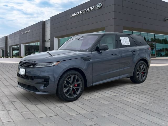 Used 2023 Blue Land Rover SE Dynamic image 1