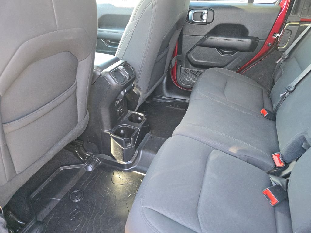 Used 2021 Red Jeep Unlimited Sahara image 20